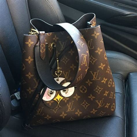 louis vuitton articles de voyage tote fake|knock off purses Louis Vuitton.